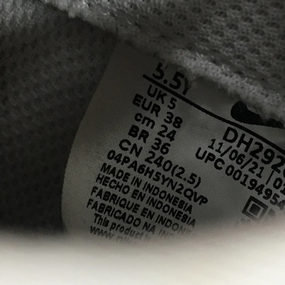 Nike size 5y